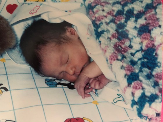 FEA0F3A3-1964-444B-B7E2-15D2CC2701EC